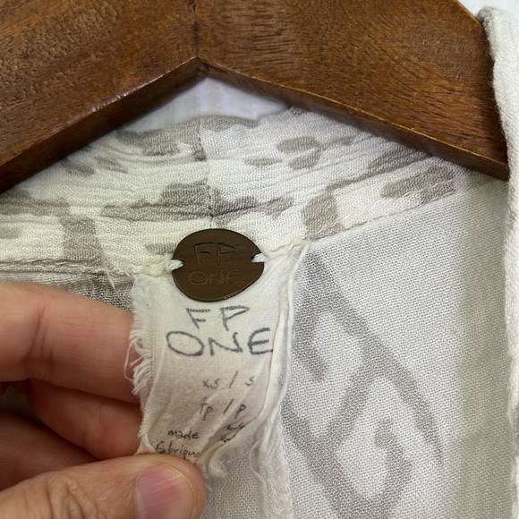 Free People - One Print Boho Open Front Long Sleeve Kimono Jacket XS/Small - Picture 11 of 14